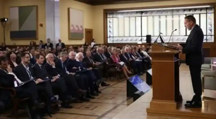 Άλλο ένα Συνέδριο «ειδικών» της ΤτΕ για να διατηρηθεί το «τέρας» του χρέους Άλλο ένα Συνέδριο «ειδικών» της ΤτΕ για να διατηρηθεί το «τέρας» του χρέους