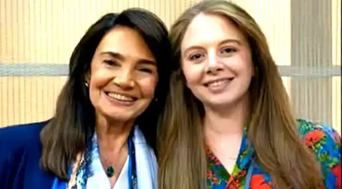 ΤΑ ΚΑΤΑ ΣΥΝΘΗΚΗΝ ΨΕΥΔΗ – Λένα Σαμαρά: Με καθαρό ιατρικό ιστορικό ΤΑ ΚΑΤΑ ΣΥΝΘΗΚΗΝ ΨΕΥΔΗ