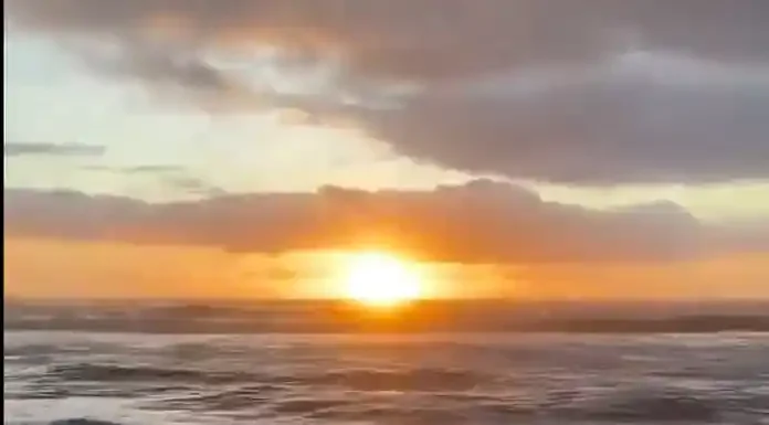 Το φως του ήλιου είναι μια από τις πιο αγνοημένες φυσικές θεραπείες στη Γη Το φως του ήλιου είναι μια από τις πιο αγνοημένες φυσικές θεραπείες στη Γη