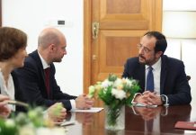 Κατακραυγή για το ισραηλινό σύστημα βοήθειας στη Γάζα: «Επαίσχυντο και αναποτελεσματικό», λέει ο Γάλλος ΥΠΕΞ Κατακραυγή για το ισραηλινό σύστημα βοήθειας στη Γάζα: «Επαίσχυντο και αναποτελεσματικό», λέει ο Γάλλος ΥΠΕΞ