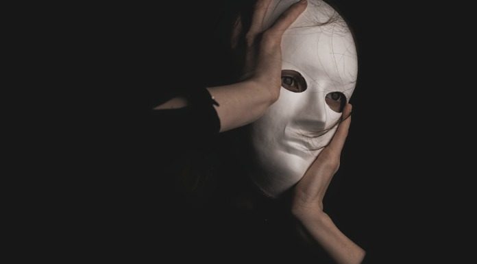 Αλλάζουν πρόσωπα και το καθεστώς παραμένει ίδιο