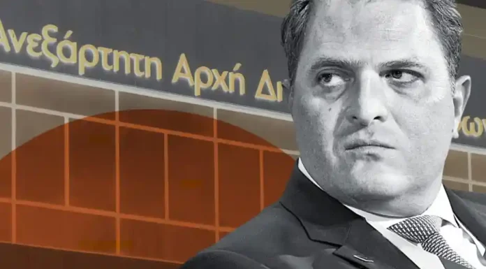 Σοβαρή καταγγελία από ΠΟΕ-ΔΟΥ: Πώς συσκοτίζουν τον άδηλο πλουτισμό ο Γιώργος Πιτσιλής και οι Τράπεζες Σοβαρή καταγγελία από ΠΟΕ-ΔΟΥ: Πώς συσκοτίζουν τον άδηλο πλουτισμό ο Γιώργος Πιτσιλής και οι Τράπεζες