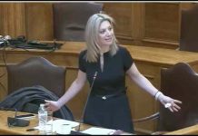 Μ.Καρυστιανού: Ντροπή επίορκοι! Μ.Καρυστιανού: Ντροπή επίορκοι!