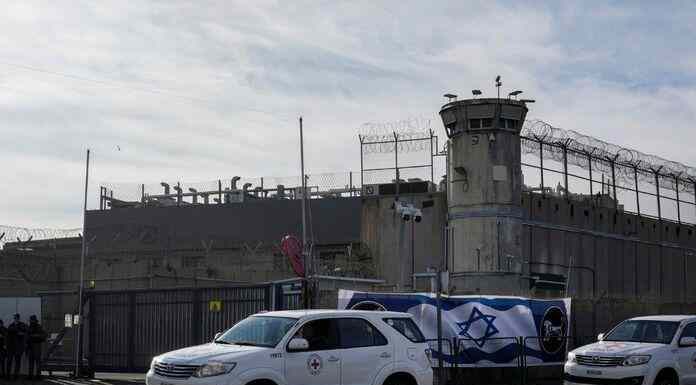 Guardian: 3 στους 4 κρατούμενους είναι άμαχοι από τη Γάζα, σύμφωνα με στοιχεία ισραηλινών Guardian: 3 στους 4 κρατούμενους είναι άμαχοι από τη Γάζα, σύμφωνα με στοιχεία ισραηλινών