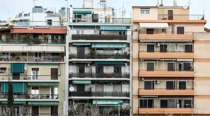 Αδίστακτη κοινωνική πολιτική της κυβέρνησης και ΑΑΔΕ: Στο «σφυρί» διαμερίσματα, αποθήκες και οικόπεδα από 975 ευρώ! Αδίστακτη κοινωνική πολιτική της κυβέρνησης και ΑΑΔΕ: Στο «σφυρί» διαμερίσματα, αποθήκες και οικόπεδα από 975 ευρώ!