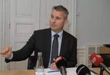 Σαπίλα στη Ε.Ε:Ποινή φυλάκισης 4 μηνών σε πρώην υπουργό της Δανίας για κατοχή υλικού παιδικής πορνογραφίας Σαπίλα στη Ε.Ε:Ποινή φυλάκισης 4 μηνών σε πρώην υπουργό της Δανίας για κατοχή υλικού παιδικής πορνογραφίας