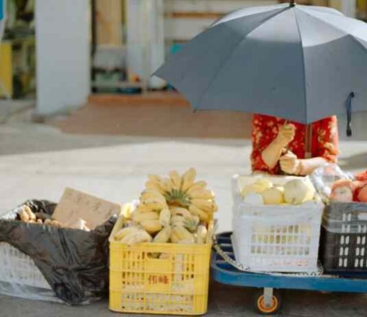 Σοκάρουν τα στοιχεία: Το 70% των Ελλήνων δεν μπορεί να καλύψει ούτε τις βασικές διατροφικές του ανάγκες Σοκάρουν τα στοιχεία: Το 70% των Ελλήνων δεν μπορεί να καλύψει ούτε τις βασικές διατροφικές του ανάγκες