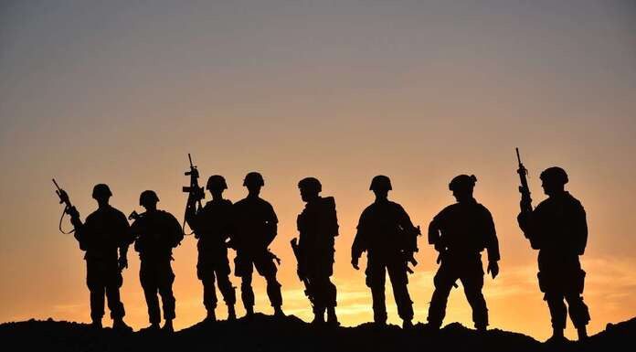 Δέκα Ερωτήματα και Απαντήσεις για το ΟΧΙ στο Σώμα Υπαξιωματικών Δέκα Ερωτήματα και Απαντήσεις για το ΟΧΙ στο Σώμα Υπαξιωματικών