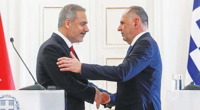 Η Κυβέρνηση των εντυπώσεων και η διπλωματία του τίποτα-«Το κορόιδο στο τραπέζι της Μεσογείου» Η Κυβέρνηση των εντυπώσεων και η διπλωματία του τίποτα-Το κορόιδο στο τραπέζι της Μεσογείου