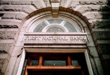 Οικονομία δεν είναι ομόλογα χρέους και χρεόγραφα