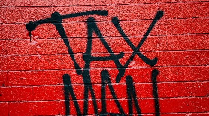 Ο σκοπός της φορολογικής πολιτικής στην Ελλάδα είναι να μην υπάρχει ανάπτυξη