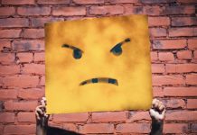 Τα κόμματα καλλιέργησαν ξενόφερτες ιδεολογίες μίσους και έχθρας