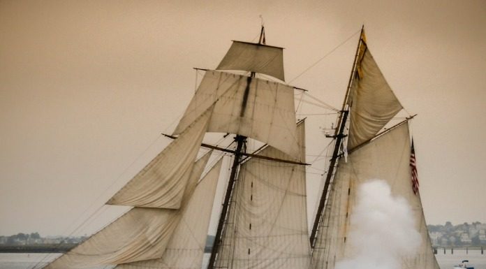 Ό,τι έκανε ο Κολόμβος στους αυτόχθονες ιθαγενείς της Αμερικής είναι αυτό που κάνουν σε εμάς σήμερα