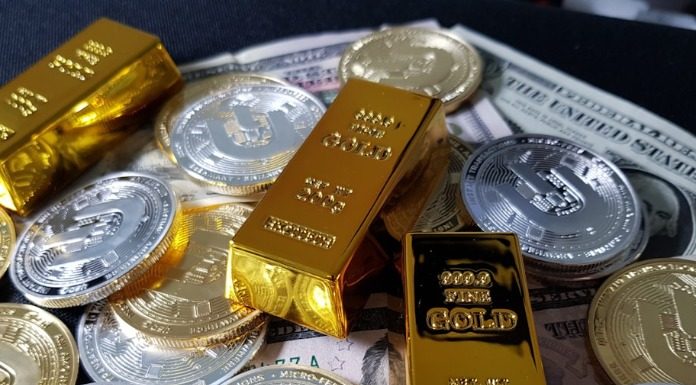 Ο Αρτέμης Σώρρας είναι διαχειριστής ποσού 2 τρις 800 δις