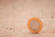 Επιδοματική πολιτική των κυβερνήσεων: Ο εξευτελισμός των πολιτών