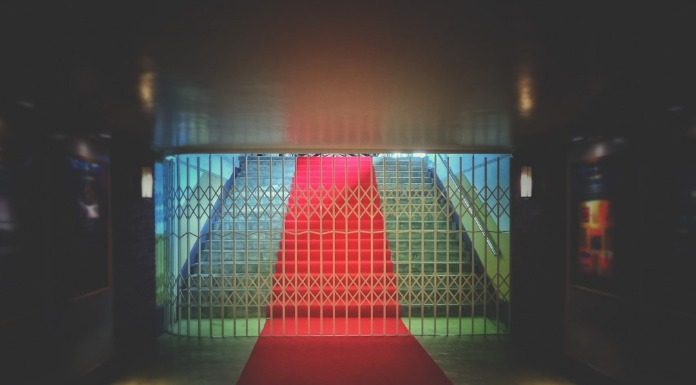 Κλειστές πόρτες ανοιχτοί φόροι: η πραγματικότητα των αγροτών