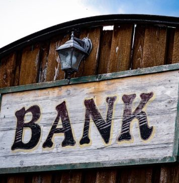 Η Τράπεζα Κρήτης: Από την Αυτονομία έως τη Σύγχρονη Εκκαθάριση και οι Σκιές των Μεγάλων Οικογενειών