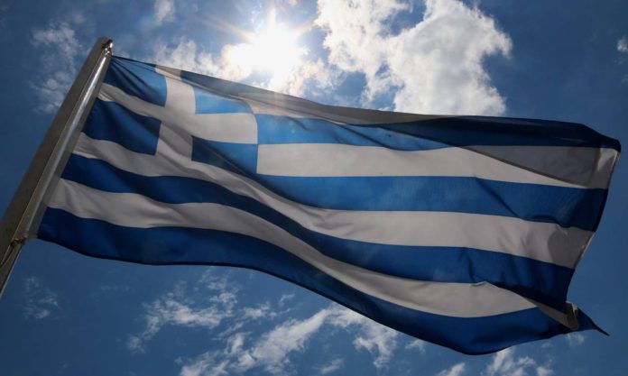 Ο ΕΛΛΗΝΑΣ ΔΕΝ ΕΙΧΕ ΠΟΤΕ ΔΥΣΚΟΛΙΑ ΝΑ ΑΠΟΔΕΧΤΕΙ ΕΝΑΝ ΑΛΛΟΓΕΝΗ ΕΦΟΣΟΝ ΕΚΕΙΝΟΣ ΑΣΠΑΖΟΤΑΝ ΚΑΙ ΤΙΜΟΥΣΕ ΤΗ ΓΛΩΣΣΑ ΤΑ ΗΘΗ ΚΑΙ ΤΑ ΕΘΙΜΑ ΤΩΝ ΕΛΛΗΝΩΝ ΚΑΙ ΣΕΒΟΤΑΝ ΤΟΥΣ ΙΔΙΟΥΣ ΚΑΙ ΤΗΝ ΠΕΡΙΟΥΣΙΑ ΤΟΥΣ.ΑΣ ΠΡΟΒΛΗΜΑΤΙΣΤΟΥΜΕ ΜΕ ΦΡΟΝΗΣΗ ΚΑΙ ΛΟΓΙΚΗ ΠΑΝΩ ΣΤΑ ΘΕΜΑΤΑ ΠΟΥ ΑΦΟΡΟΥΝ ΑΥΤΟ ΠΟΥ ΕΙΜΑΣΤΑΝ ΠΟΥ ΕΙΜΑΣΤΕ ΚΑΙ ΠΟΥ ΘΑ ΓΙΝΟΥΜΕ ΚΑΙ ΑΣ ΕΠΙΔΙΩΞΟΥΜΕ ΤΗ ΣΗΜΑΙΑ ΤΟΥ ΕΘΝΟΥΣ ΜΑΣ ΝΑ ΤΗΝ ΥΨΩΝΕΙ ΠΑΝΤΑ Ο ΑΡΙΣΤΟΣ ΚΑΘΩΣ ΚΑΙ ΑΥΤΗ ΤΗΝ ΙΕΡΗ ΜΑΣ ΧΩΡΑ ΑΣ ΕΠΙΔΙΩΞΟΥΜΕ ΝΑ ΤΗΝ ΚΥΒΕΡΝΑΝΕ ΜΟΝΟΝ ΟΙ ΑΞΙΟΙ ΚΑΙ ΟΙ ΙΚΑΝΟΙ.