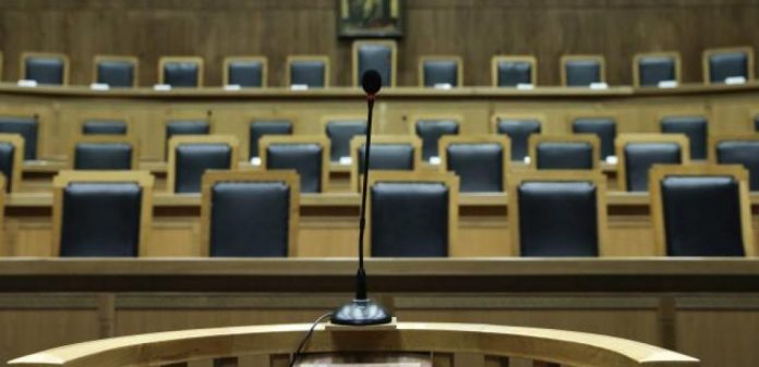 Καταργούνται οι ποινές για όσους έβλαψαν τη χώρα σε εθνική διαπραγμάτευση!