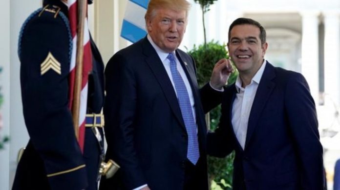Ο Αλέξης Τσίπρας επικεφαλής στο μπλοκ του ΣΥΡΙΖΑ στην πορεία για το Πολυτεχνείο κατά της Αμερικάνικης Πρεσβείας; ΠΟΣΟ ΘΕΑΤΡΟ;
