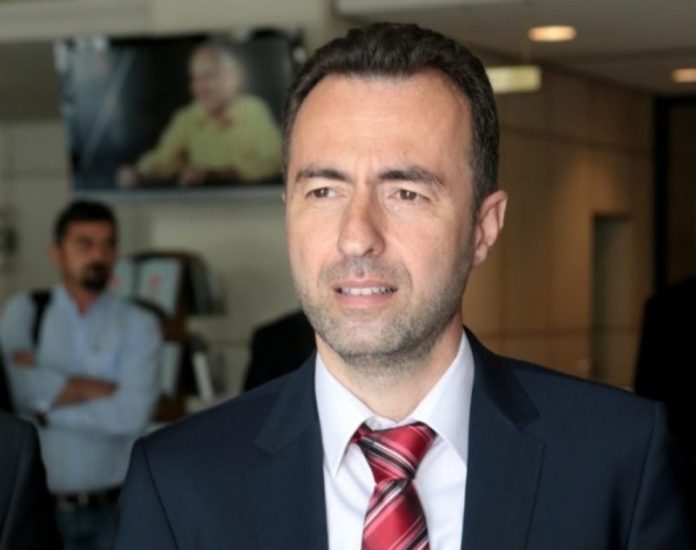 Αναταραχή στην Ένωση Δικαστών και Εισαγγελέων με βρισιές και παραιτήσεις