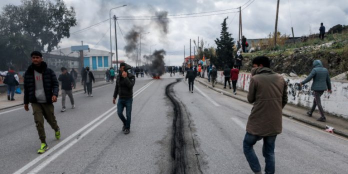 Μεταναστευτικό: Σενάρια red blue στη Λέσβο