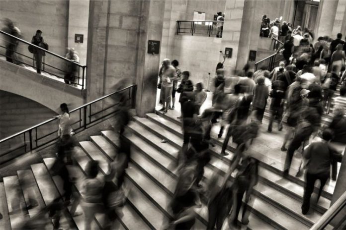 ΕΛΛΗΝΑ ΠΟΛΙΤΗ ΗΡΘΕ Η ΩΡΑ ΝΑ ΠΑΡΕΙΣ ΘΕΣΗ