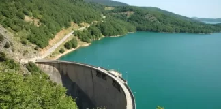 Iδιωτικοποίηση ΔΕΗ: Tι θα γίνει με το φράγμα και το υδροηλεκτρικό της Λίμνης Πλαστήρα;
