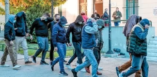 43 αστυνομικοί, ληξίαρχοι, υπάλληλοι δήμων, ψευδομάρτυρες μοίραζαν ταυτότητες και διαβατήρια-Τζίρος εκατομμυρίων