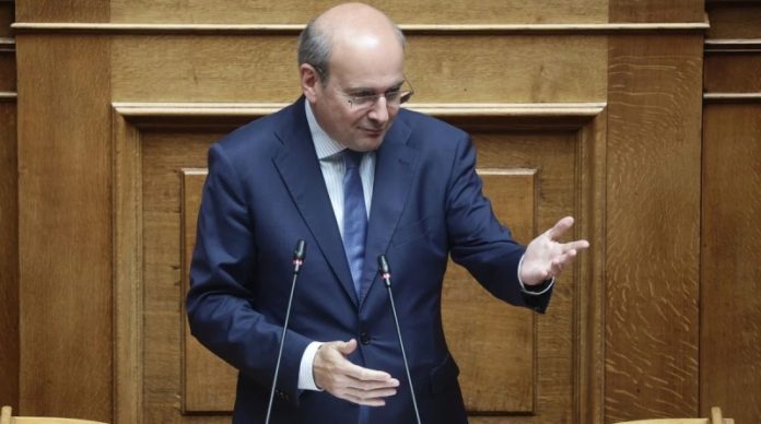 Δίνουν σε ξένα ασφαλιστικά ταμεία τα ασημικά μας