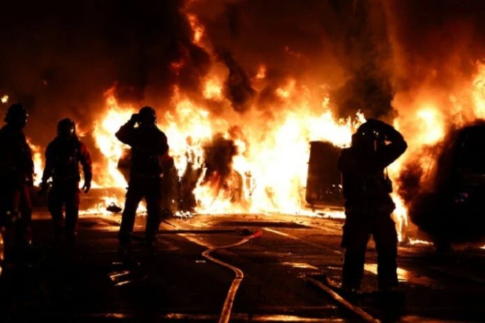 Γαλλία: Περισσότερες από 1.300 συλλήψεις χθες το βράδυ λόγω επεισοδίων