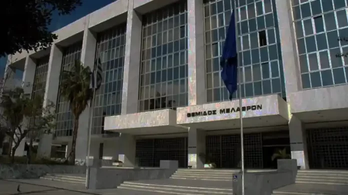 Παραδικαστικό Μητσοτάκη στον Άρειο Πάγο: Τα παιδιά των κορυφαίων Δικαστών Μπορεί βέβαια να είναι και τυχαίο; με τα παιδιά των δικαστικών – Ξέρουμε καλά ότι ρουσφέτια και εξυπηρετήσεις ΔΕΝ συνηθίζονται στον σκληρό κόσμο των ΜΜΕ.