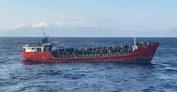 Δεν έχει τέλος η περισυλλογή παράνομων αλλοδαπών στην Κρήτη: Ακόμα 74 εντοπίστηκαν ανοιχτά της Γαύδου