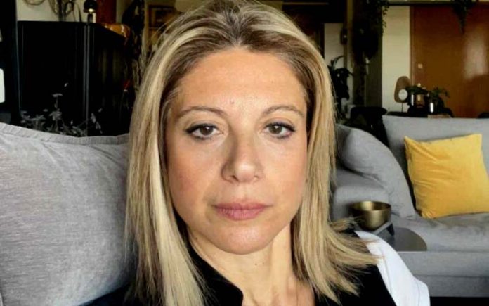 Κόλαφος η Καρυστιανού για ΣΥΡΙΖΑ και Νέα Αριστερά: «Συγκάλυψη με υπογραφές – Όποιος αρνείται την έρευνα για Μητσοτάκη, γίνεται συνεργός!»