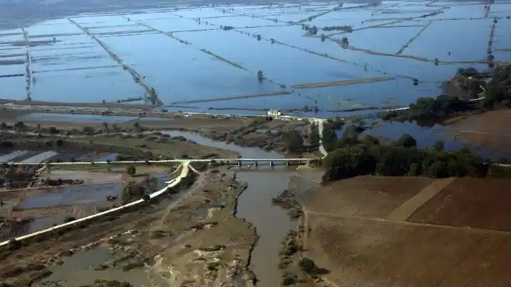 Το πόρισμα – «βόμβα» για τις πλημμύρες στη Θεσσαλία: «Ήξεραν 3 ημέρες νωρίτερα και δεν πήραν μέτρα»
