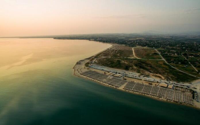 Χαλκιδική: Έντονες αντιδράσεις για την πώληση της παραλίας «Σαχάρα» σε ιδιώτη για 50 χρόνια