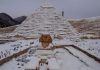 Επιτρέψαμε στους "ηγέτες" μας να μας φορολογούν για την ... "υπερθέρμανση" του πλανήτη την ώρα που χιονίζει στις Πυραμίδες της Αιγύπτου μετά από 112 χρόνια (!)