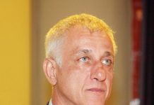 Ο ΔΙΕΥΘΥΝΩΝ ΣΥΜΒΟΥΛΟΣ ΤΟΥ ΚΕΝΤΡΙΚΟΥ ΟΡΓΑΝΙΣΜΟΥ ΔΙΝΕΙ ΤΟ ΜΗΝΥΜΑ ΤΟΥ ΓΙΑ ΤΗΝ ΕΚΛΟΓΙΚΗ ΜΑΧΗ ΤΗΣ 26ΗΣ ΜΑΙΟΥ Ο Διευθύνων σύμβουλος του κεντρικού οργανισμού Γιάννης Πλόσκας