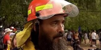 "Μας σκοτώνουν", λέει πυροσβέστης από την Αυστραλία (βίντεο)