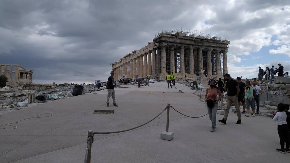 Κοίτα κάτι ξαφνικές επιλεκτικές ευαισθησίες με τα ΑΜΕΑ. ΑΚΡΟΠΟΛΗ Επιλεκτικές ευαισθησίες με τα ΑΜΕΑ. Πλημμύρισε η "τσιμεντωμένη" Ακρόπολη