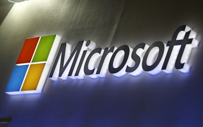 Microsoft: Ο Λευκός Οίκος προειδοποιεί για «ενεργή απειλή» μετά την παραβίαση των email