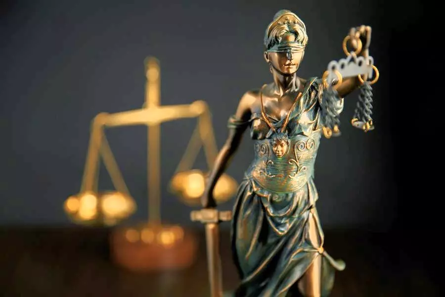 Γενική Συνέλευση Ένωσης Δικαστών και Εισαγγελέων: Πυρά και πολιτικές αιχμές – Τι ζήτησαν οι δικαστές και τι απάντησε ο Υπουργός Δικαιοσύνης
