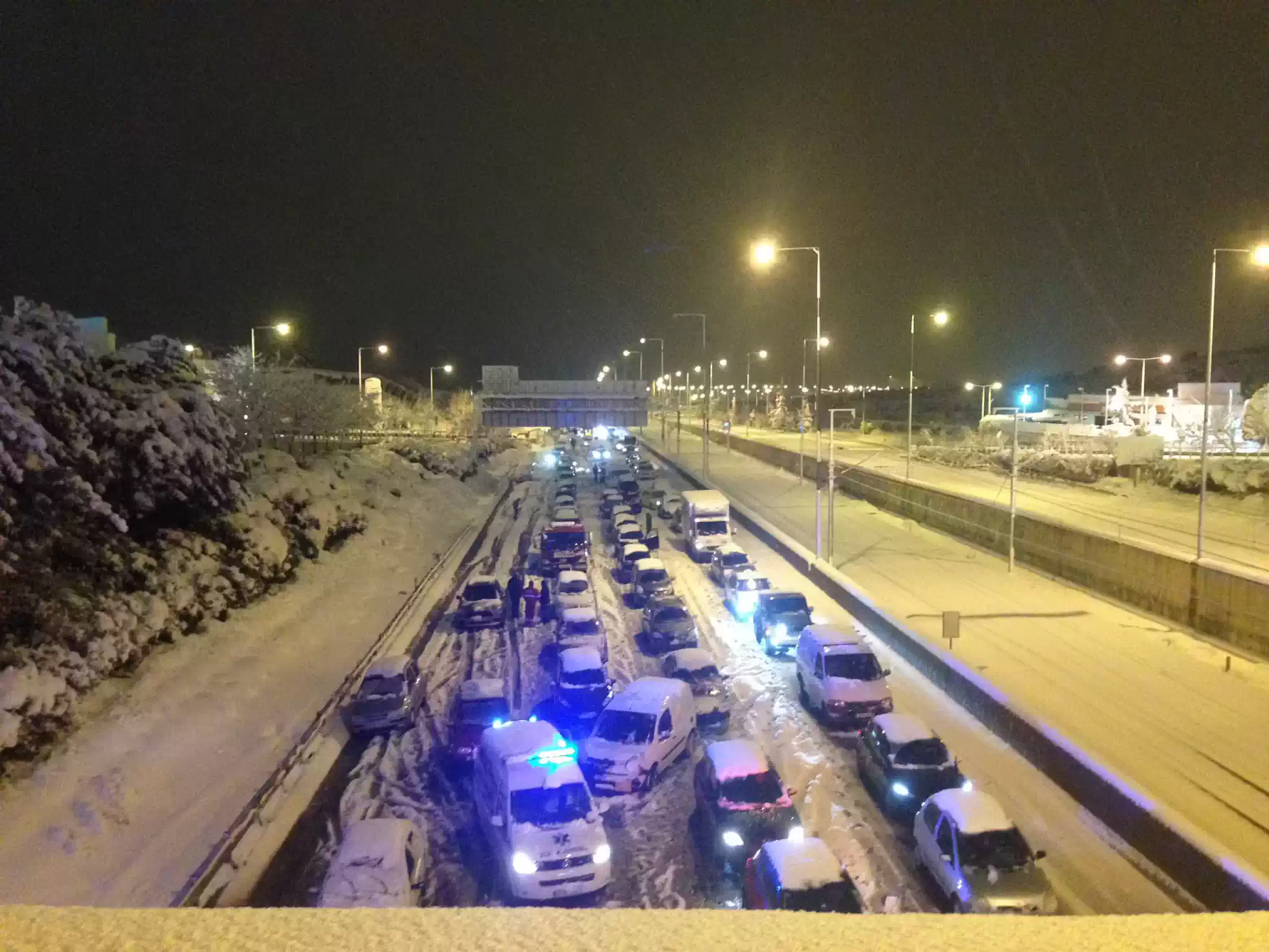 ΑΤΤΙΚΗ ΟΔΟΣ ΤΩΡΑ!!! ΑΠΟ ΤΙΣ 2:00 ΤΟ ΜΕΣΗΜΕΡΙ ΑΚΙΝΗΤΟΠΟΙΗΜΕΝΟΙ