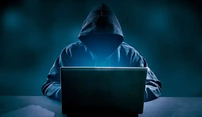 Χάκερ – Πώς κλέβουν κωδικούς πρόσβασης – Οι πέντε βασικοί τρόποι και πώς να προστατευτείτε