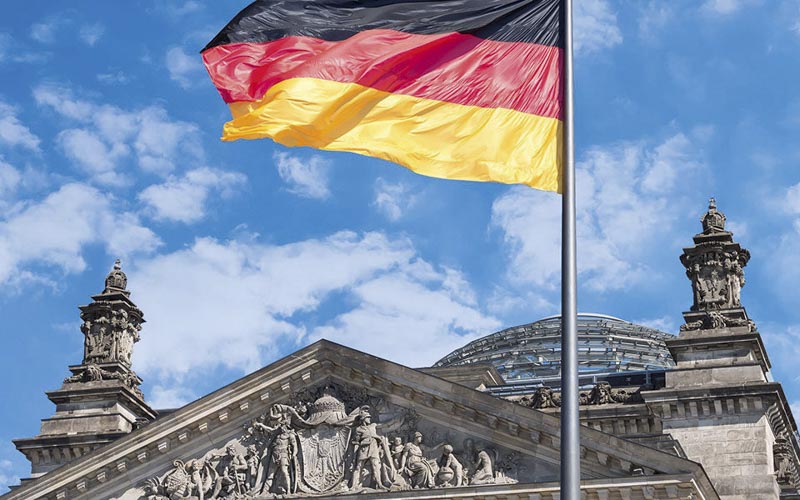 Γερμανία: Πρόταση για 20.000€ σε όλους τους νέους από το κράτος