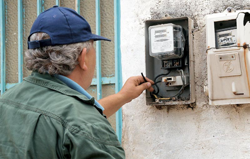 Η ΟΔΥΣΣΕΙΑ ΕΝΟΣ ΚΑΤΑΝΑΛΩΤΗ ΡΕΥΜΑΤΟΣ