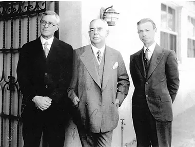 Ο Δρ. Kendall, ο Dr. Johnson και ο Dr. Rife 